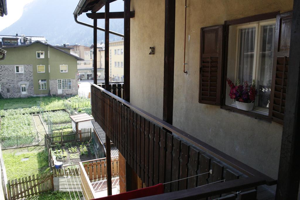 Apartmán Casa Basilio Predazzo Pokoj fotografie